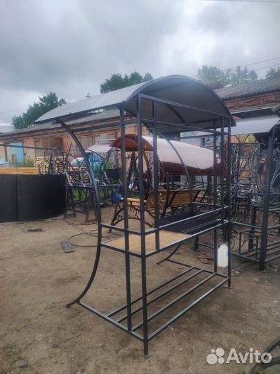 Мангал с крышей новинка