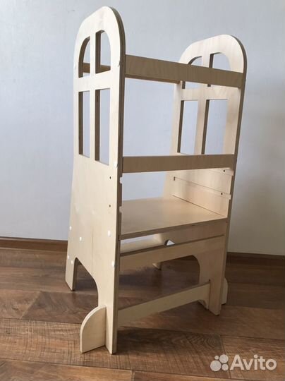 Башня помощника Монтессори