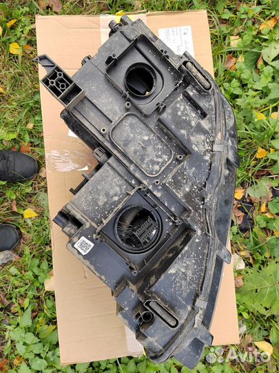 Фара правая VW Tiguan 2