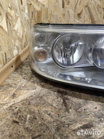 Фара Правая Передняя Мультивен Т5 7H1941016L