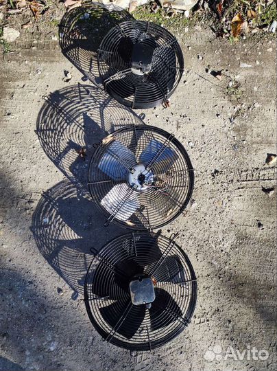 Вентилятор осевой для конденсатора