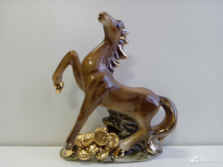 Статуэтка Конь (Лошадь )