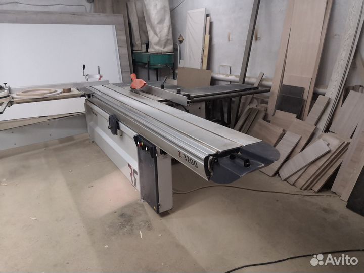 Продам форматный станок robland z3200