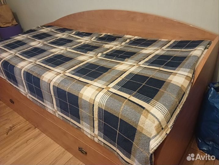 Кровать выкатная для двоих детей