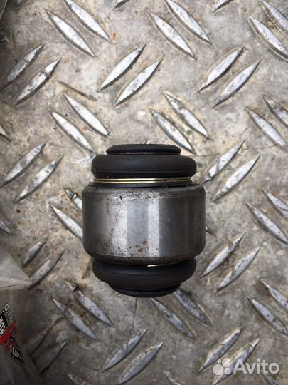 Сайлентблок передних рычагов опель вектра