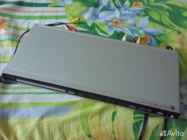 Продаю DVD-проигрыватель Philips модель DVP5166K