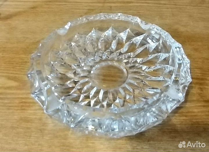 Хрусталь, вазы, кружки, бокалы, фужеры, стопки