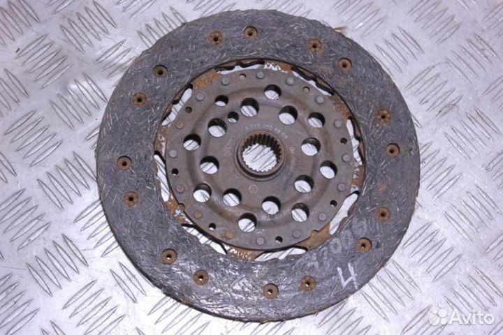 Диск сцепления E 210