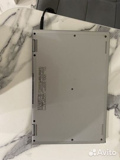 Ноутбук dell inspiron3147