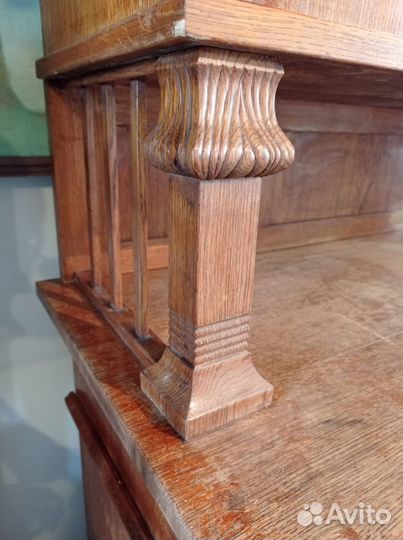 Шкаф Буфет старинный. Модерн