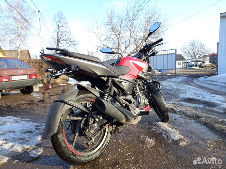 Мотоцикл Bajaj
