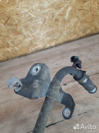 Трубка охлаждения Opel Astra H 5дв хечбек Z13DTH