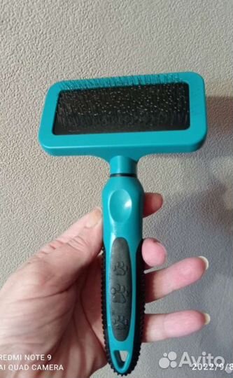 Расчёска для шерсти кошек