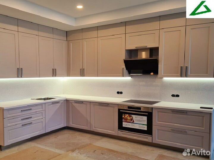 Перетяжка кухонных фасадов из мдф