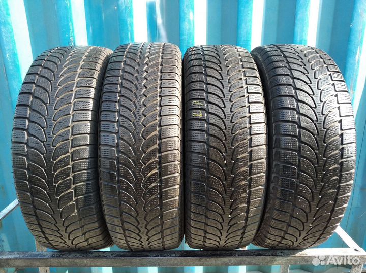 Bridgestone Blizzak LM-80 235/55 R17 104Q