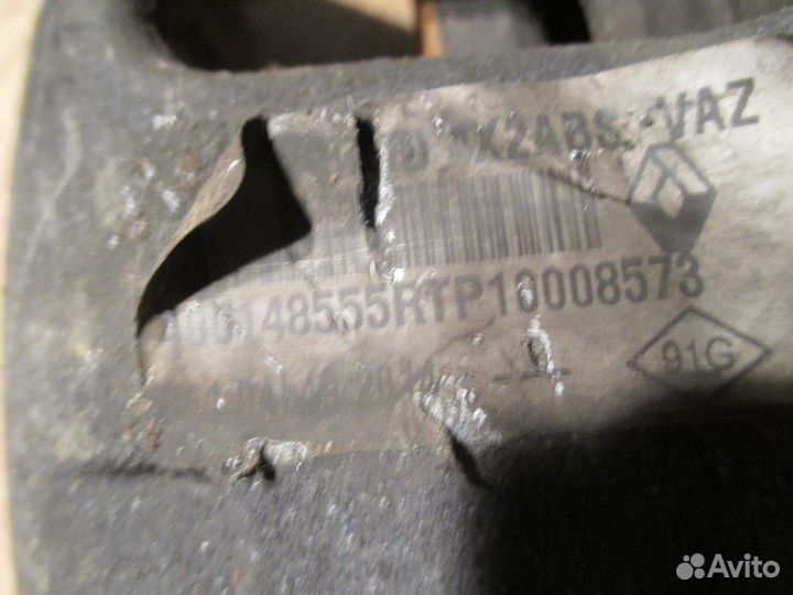 Суппорт правый передний (Renault Duster)