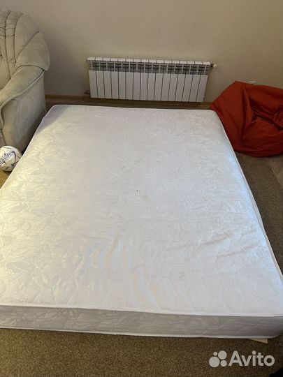 Матрас 160х200 бу