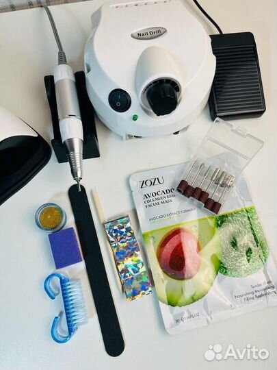 Аппарат для маникюра и лампа в наборе