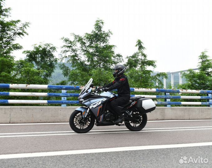 Дорожный мотоцикл Zonsen RG401 новый