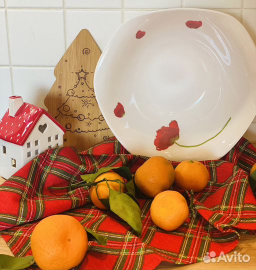 Посуда тарелка глубокая салатник Luminarc 26 см