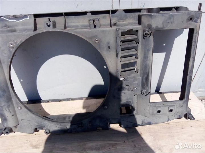 Панель передняя телевизор от Peugeot 3008 2010-20