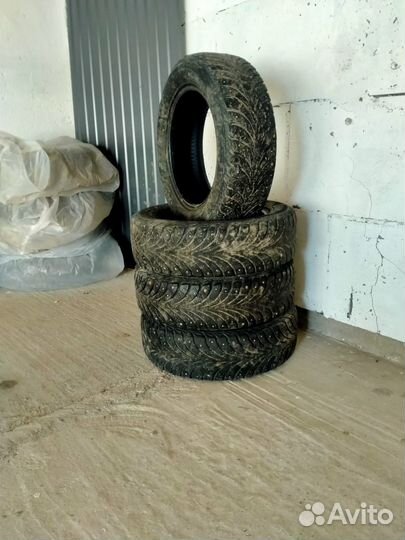 Sava Eskimo Stud 185/65 R15 88