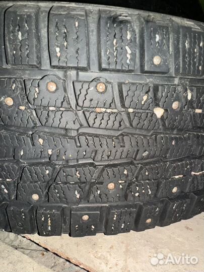 Dunlop SP Winter Ice 01 235/55 R17 99T