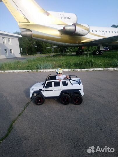 Детский электромобиль mercedes amg g63
