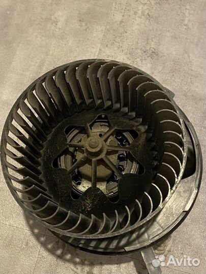 Моторчик печки Volkswagen Golf 6