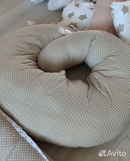 Бортики в кроватку, кокон, подушка для кормления