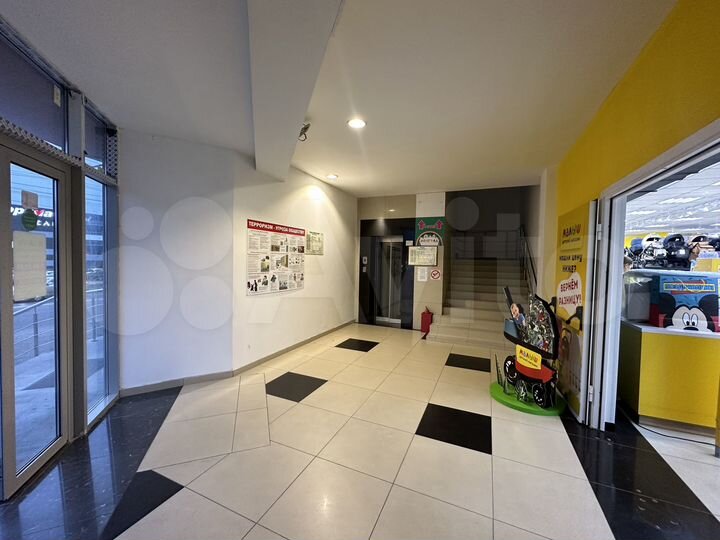 Свободного назначения, 658 м²