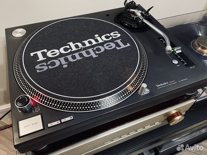 Проигрыватель винила Technics SL-1200MK3D