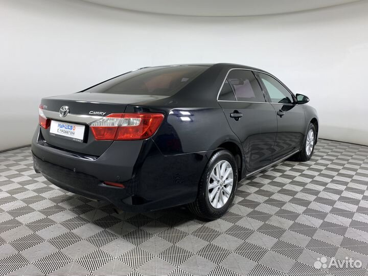 Toyota Camry 2.5 AT, 2013, 280 002 км