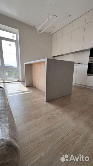 Кухонный гарнитур с островом