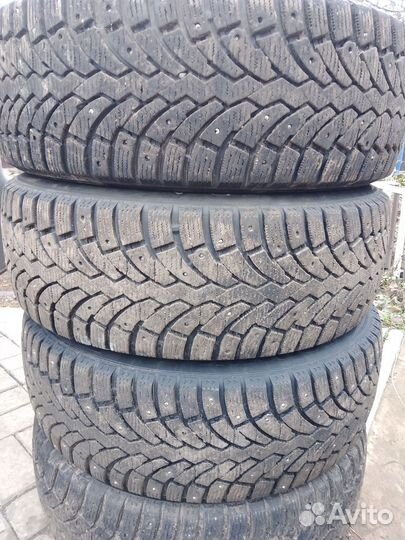 Продам авто резину 215/60. Я17