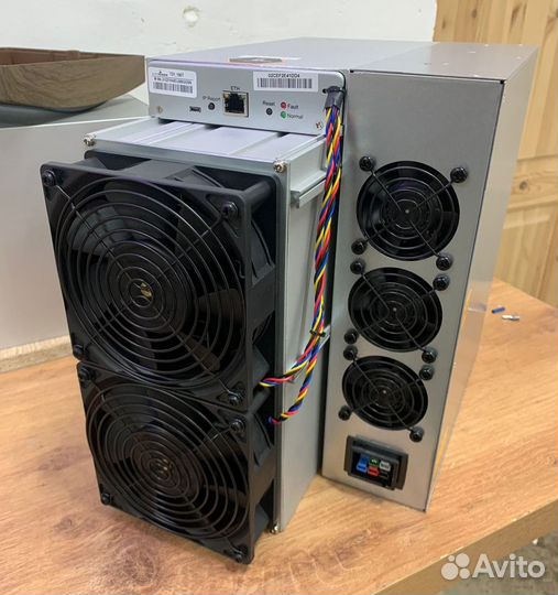Asic майнер Bitmain Antminer T21 190 TH/s
