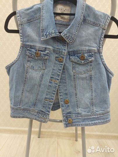Джинсовая жилетка для девочки