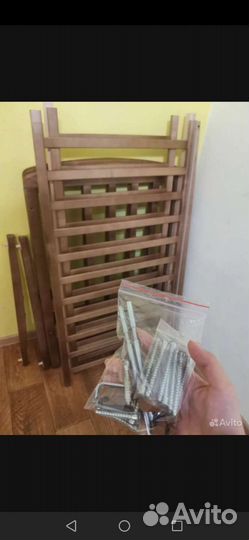 Детская кроватка с матрасом