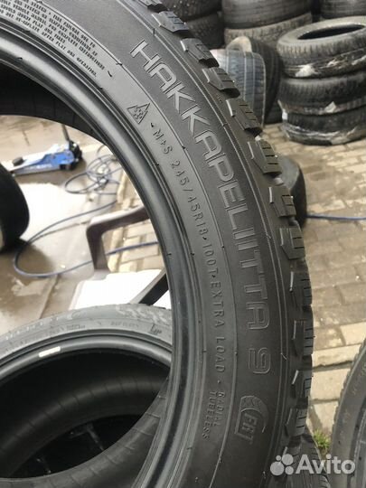 Nokian Tyres Hakkapeliitta 9 245/45 R18 100T
