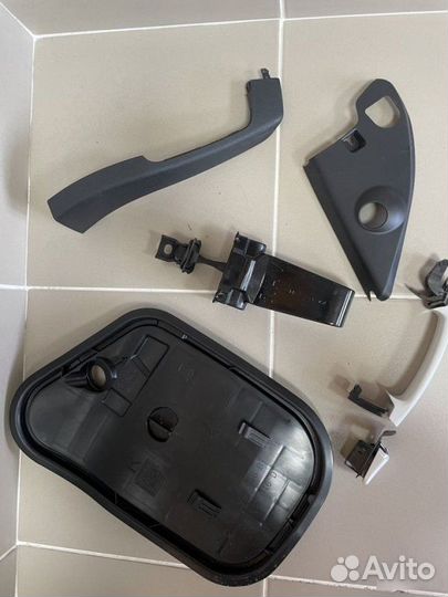 Ручка двери правая Skoda Rapid 2