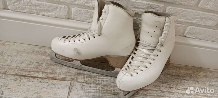 Фигурные коньки edea 250