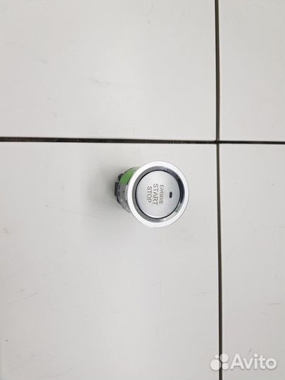 Кнопка запуска двигателя (Chery Tiggo 7 Pro)