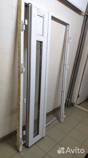 Дверь пластиковая двустворчатая бу