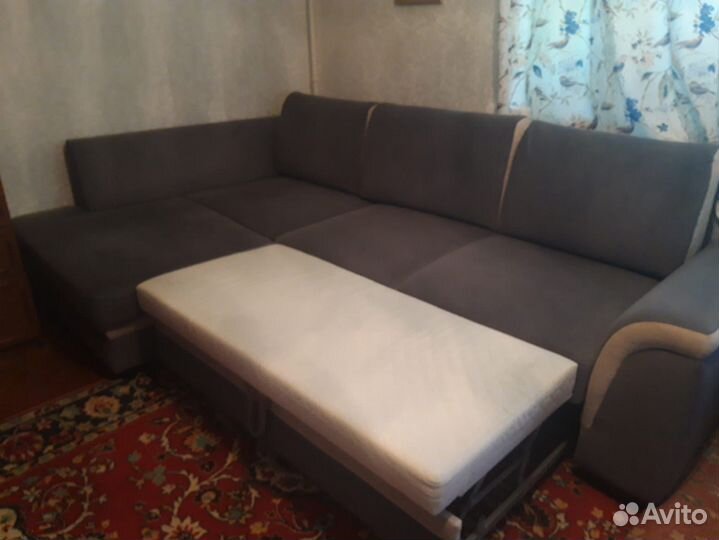 Диван угловой серый