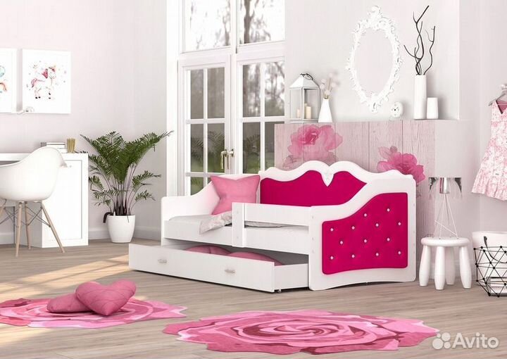 Детская кровать Лили с мягкой спинкой с матрасом