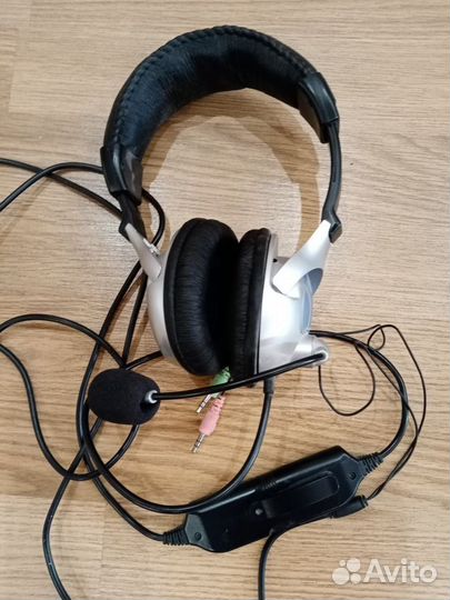 Наушники