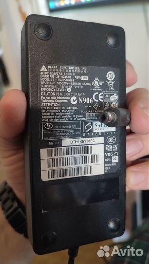 Блок питания 12V 5A для видеонаблюдения