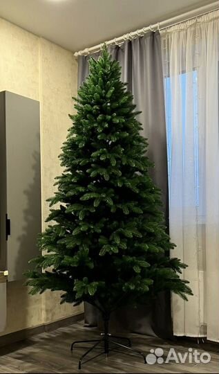 Елка искусственная