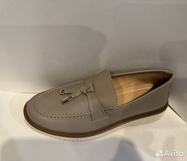 Лоферы женские Clovis