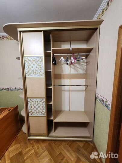Шкаф для одежды бу